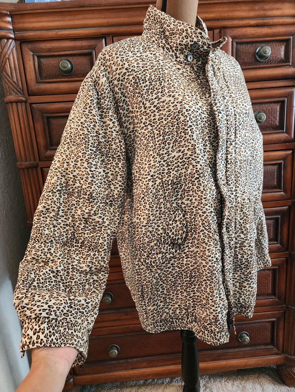 Vtg Leopard Animal Print 100% Silk Quilted Puffer Jacket Luxury Mob Wife